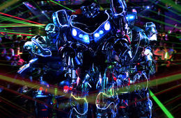 インバウンドに大人気「ロボットレストラン」2020年3月、歌舞伎町のド真ん中に観光案内所＆チケットセンターを開設予定