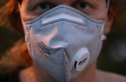 新型コロナウイルス死亡者数8,000人超のイタリアで、市民はなぜ外出してしまったのか？市長がSNS動画で必死の訴え