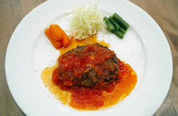 ガストから学ぶ外国人に"ウケる"店舗経営のポイント3選：ファミレスが人気な理由も紹介