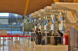 ファストトラベルとは？空港の手続き・動線改善でストレスフリーな旅を実現、満足度向上を目指す