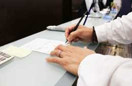 歯ブラシの袋を透明にするだけでも効果アリ!? 観光庁、宿泊業向けの「カイゼン」事例集を公開