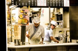 Go To Eatキャンペーンの飲食予約サイト事業者など決定／経済効果1.31兆円を狙う
