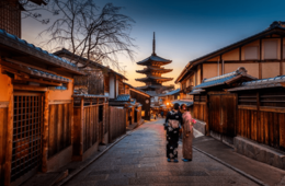 京都の日本人宿泊数、前年5割まで回復：Go To効果か【京都市観光協会 データ月報】