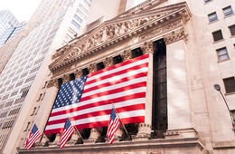 米、経済回復が加速「観光需要」の高まりが一役買ったか 今後の焦点は「賃金引き上げ」