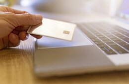 越境ECを始めるには？成功させるための準備と出品サイトについて紹介