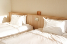 観光庁「宿泊旅行統計調査」発表 3月の延べ宿泊者数は前年同月比プラス13.9%