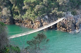 【世界最長】517メートルのつり橋がポルトガルにオープン コロナ後の観光促進を目指す