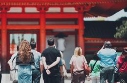 インバウンド・アウトバウンドの違いとは？市場規模や課題を最新データから解説