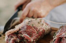 代替肉ベンチャー「優膾」、10億円調達｜アリババ参加のモールなど出資