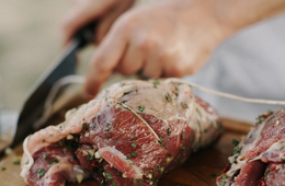 代替肉ベンチャー「優膾」、10億円調達｜アリババ参加のモールなど出資