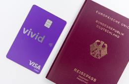 「爆買い」に税務調査のメスは入るか？免税品大量購入の中国人に徴収処分 越境ECへの影響は