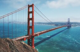 イギリスからアメリカへの渡航規制が緩和、大幅な旅行者の増加の見通しに
