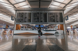 入国者数上限5,000人へ緩和、26日より開始 外国人の新規入国には電子申請受付も