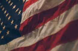 米、「エンデミック」射程に。ブースター接種推進を強調 ファウチ氏