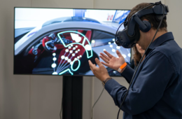 JR西日本、VR空間で次世代型オンライン観光ガイドを提供