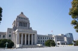 水際対策強化、年明けまで延長へ 岸田首相