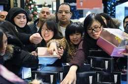 訪日香港人観光客は何を買っている？人気の買い物とは？